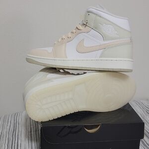 Jordan Women's Sneakers - White, Cream, and Light Gray